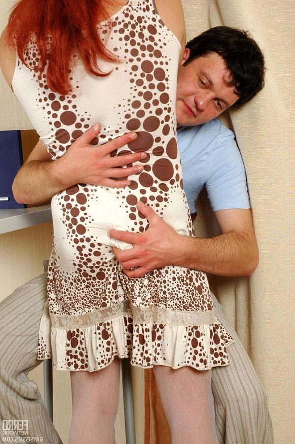 20P Redhead gay sissy in stockings shoving cock into guys banghole