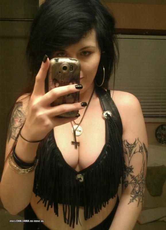 12P Sexy scene girlfriends posing on cam for their lovers