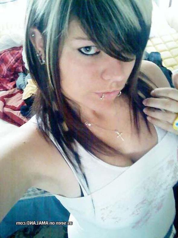 14P Nice selection of steamy hot amateur scene girlfriends