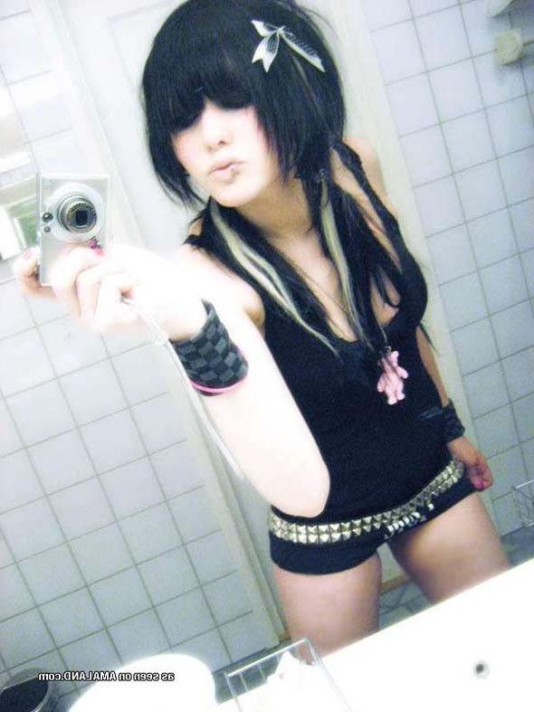 13P Nice collection of a group of steamy hot alternative chicks