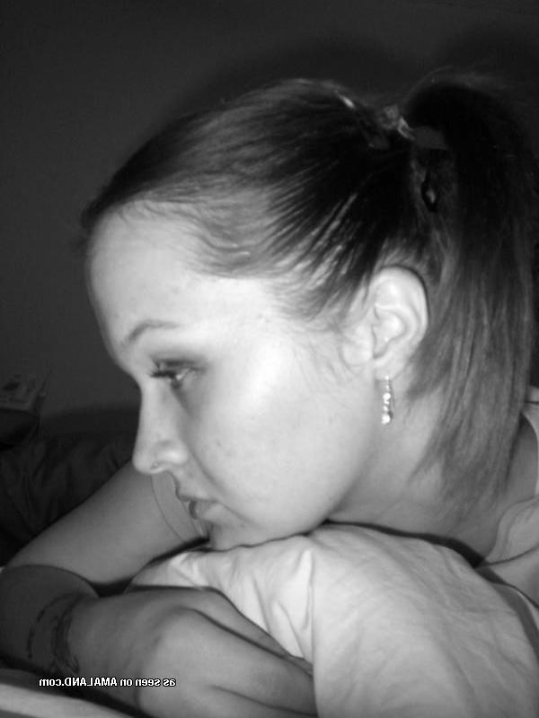 10P Collection of a tattooed petite chick posing for her BF