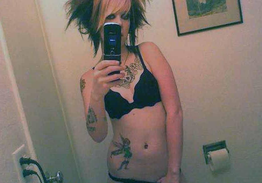 13P Nice collection of a mix of steamy hot kinky scene babes