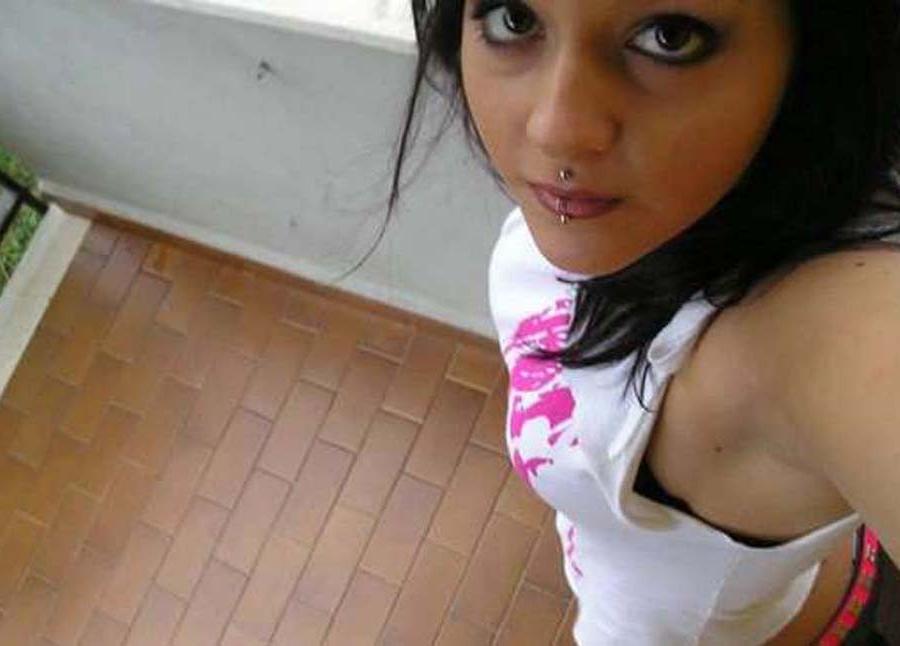 13P Nice collection of a mix of steamy hot kinky scene babes