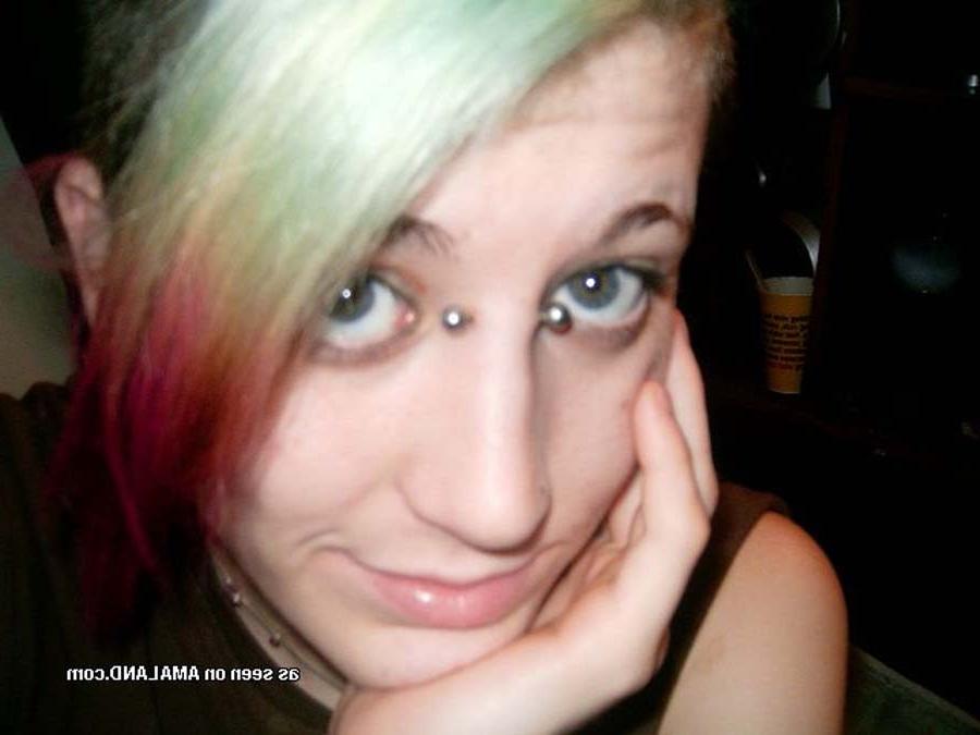 16P Nice selection of a steamy hot kinky punk GF