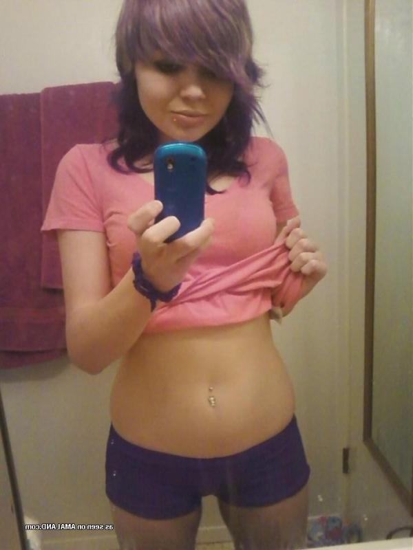 14P Collection of naughty scene girlfriends posing sexy on cam