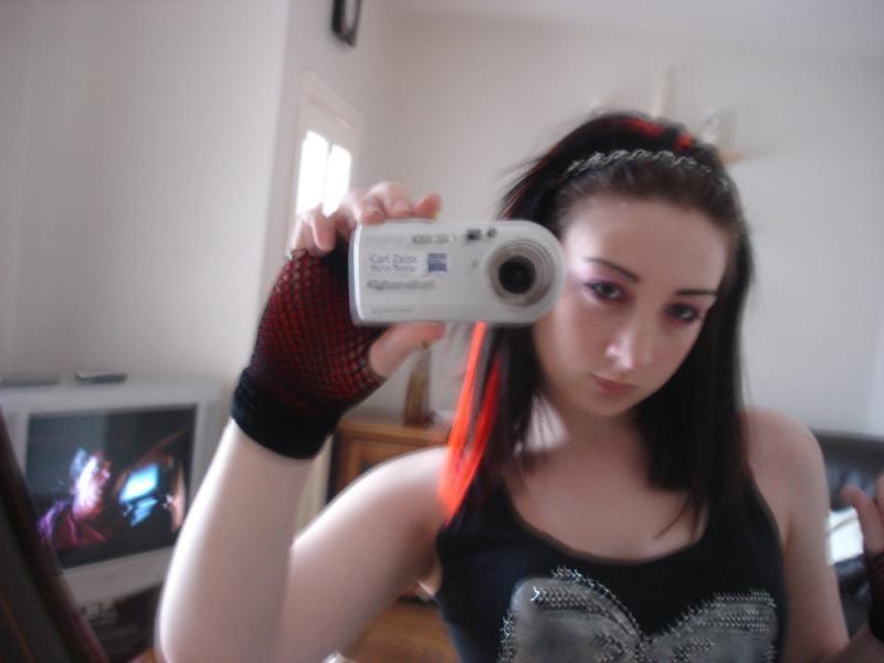 14P Sexy alternative chick flaunts her fine breasts and hot ass