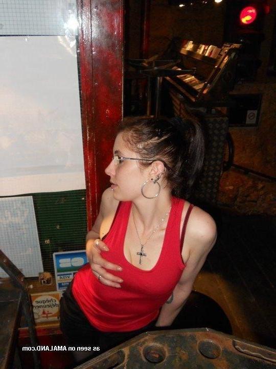 12P Hot and wild scene girlfriends posing for the cam