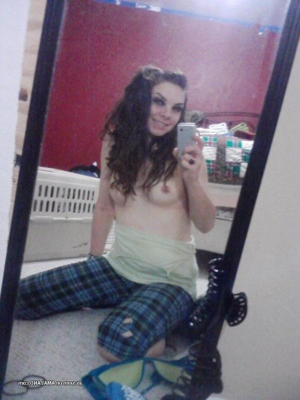 14P Collection of inked and pierced naughty babes
