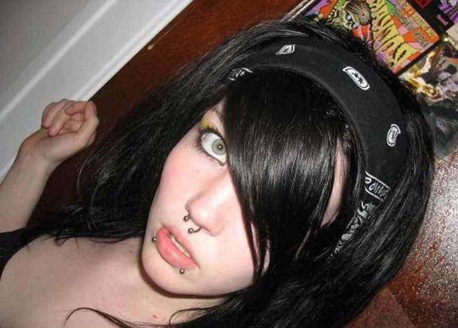 16P Nice galery of amateur sexy kinky alterative chicks