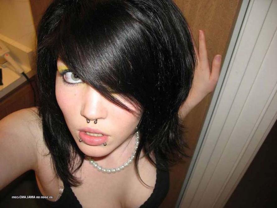 16P Nice galery of amateur sexy kinky alterative chicks