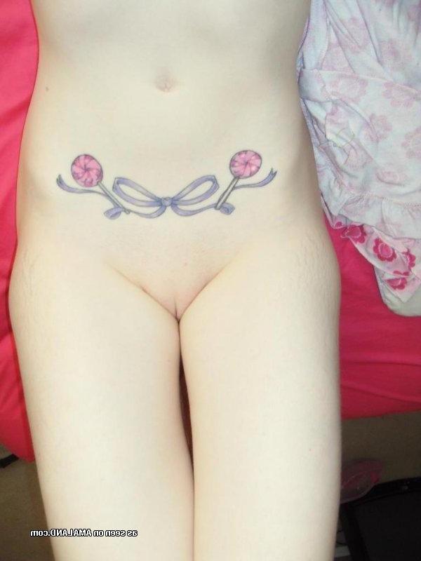 7P Selection of two wild scene babes posing sexy on cam