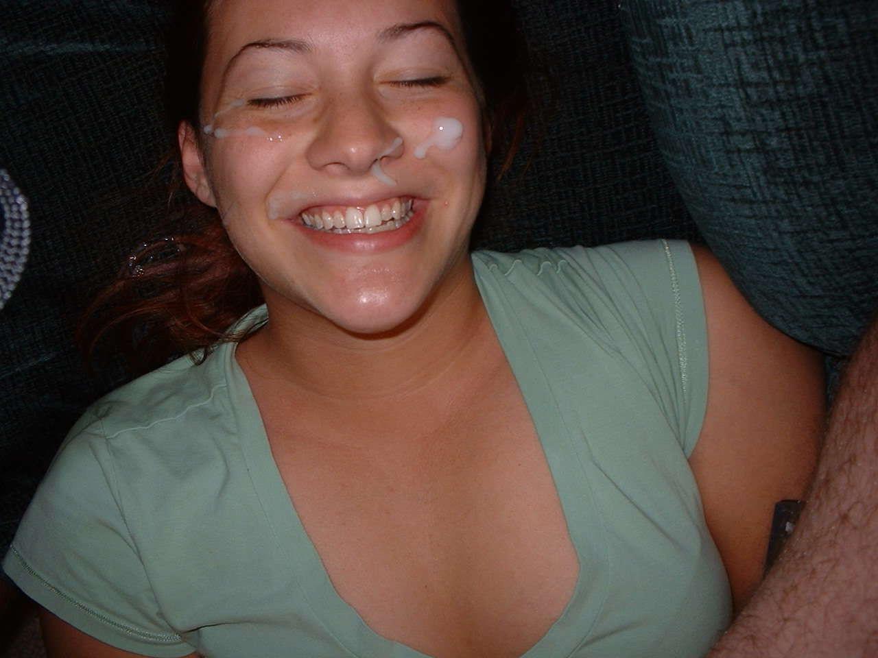 18P Photos of amateur bitches who love cum