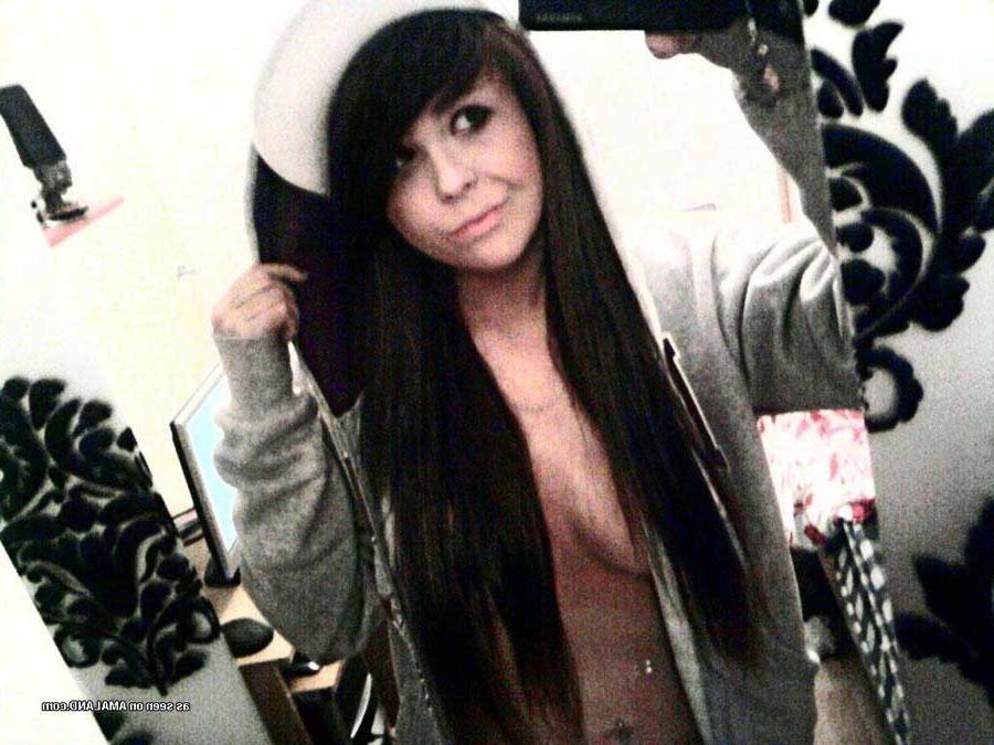 15P Photos of amateur alternative teens