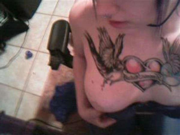 16P Collection of self-shots of punk GF