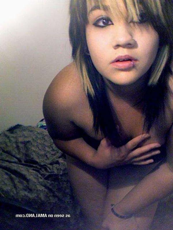 16P Picture gallery of a group of alternative hotties