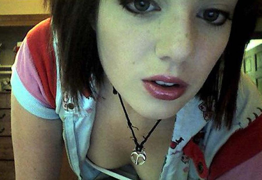 16P Picture gallery of a group of alternative hotties