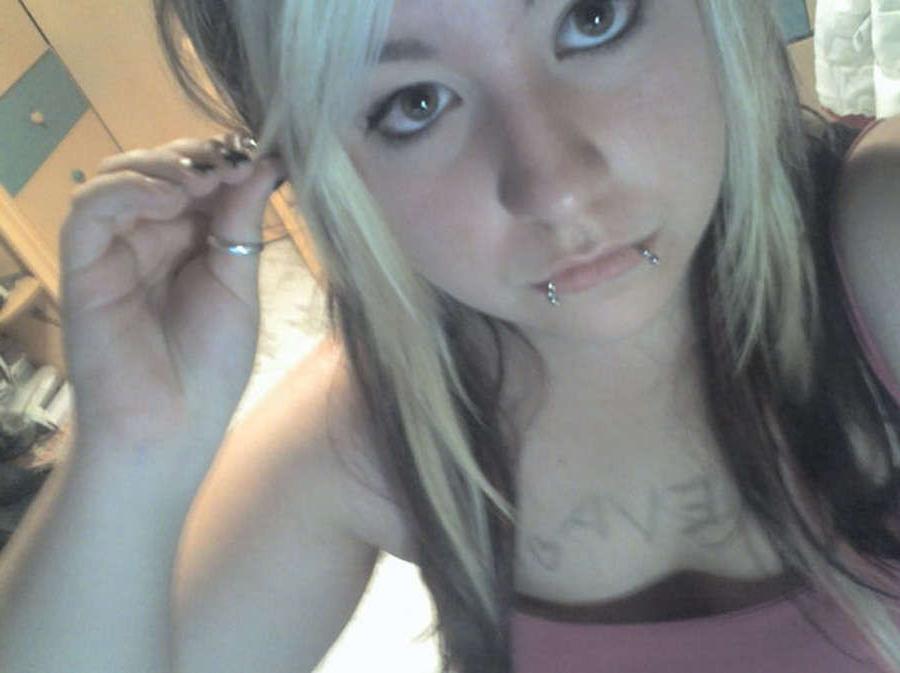 15P Gorgeous scene babes