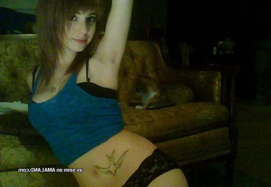 15P Photo set of a group of hot alternative babes