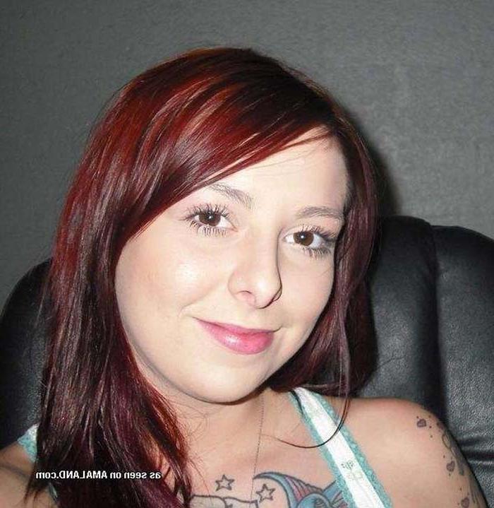 15P Photo set of a group of hot alternative babes