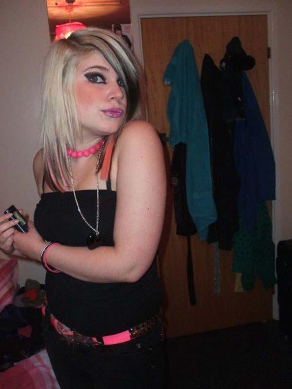 15P Collection of random scene girls' selfpics