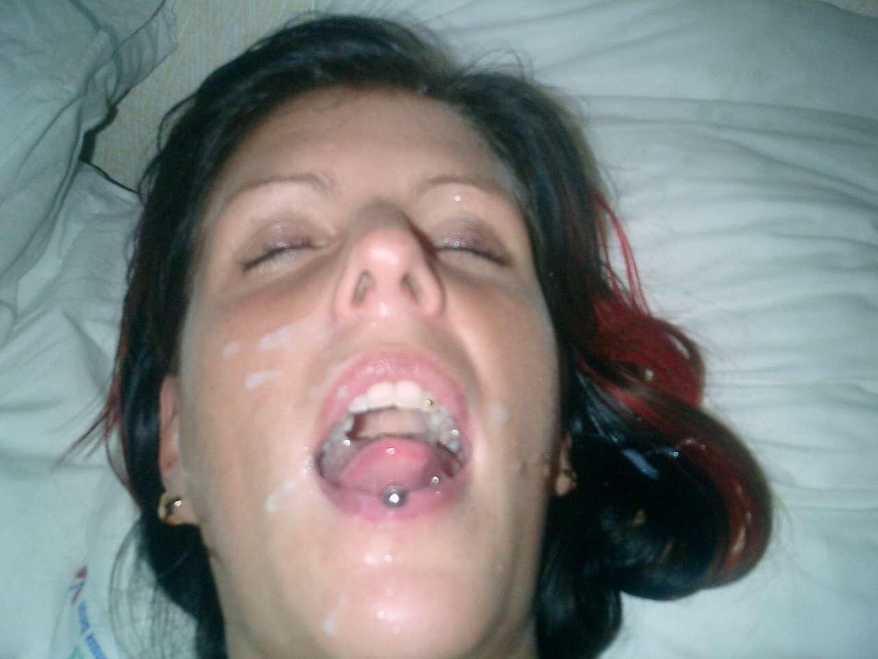16P Pictures of amateur cum-hungry bitches