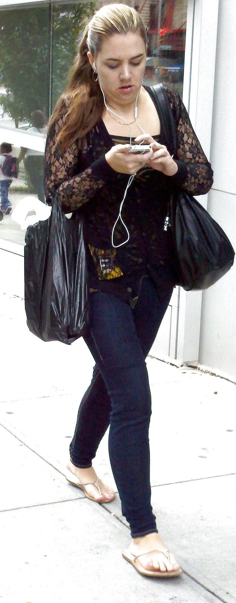 4P New York Girls in the Street - East Side