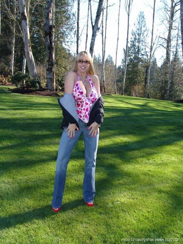 14P Cum thirsty big titty blonde swallowing a load