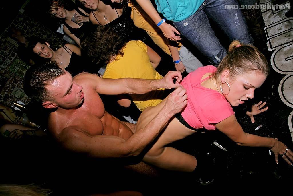 16P Gangbang orgy with amaterus fucked in hardsex
