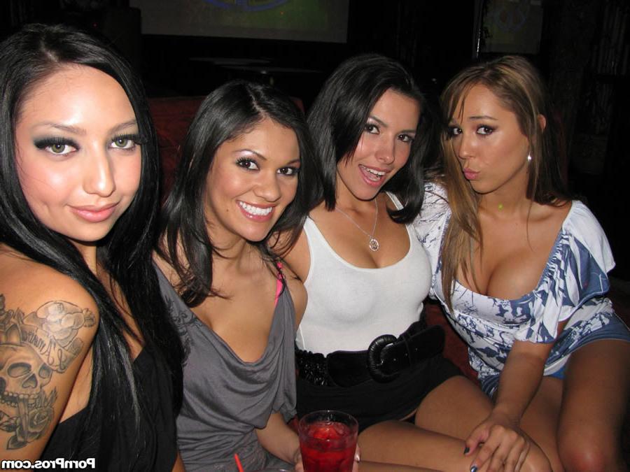 16P Partygirl lifts her skirt for strippers cock