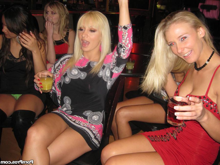 16P Cockhungry Milfs fooling around with a hot young stripper