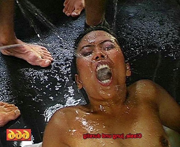 16P Asian chick getting her mouth full of piss and cum