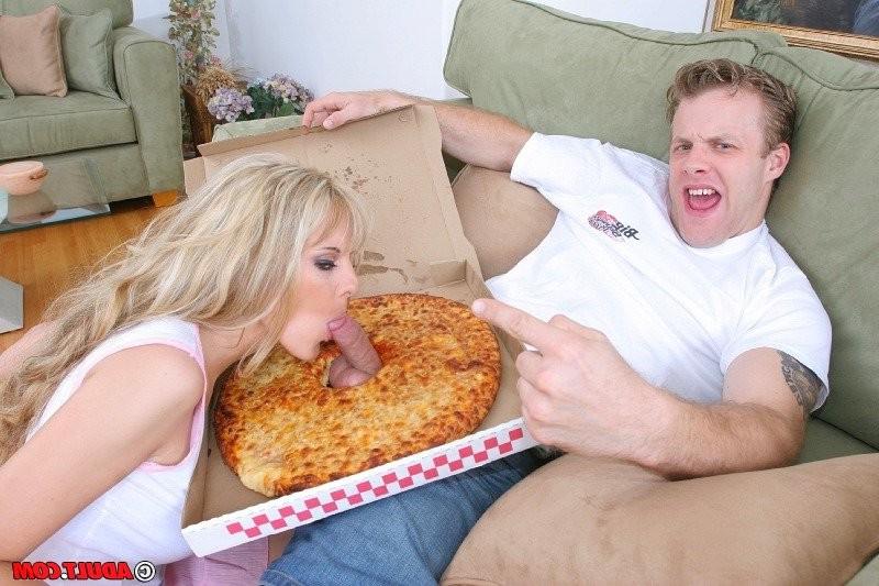 16P blonde housewife having sex with pizza guy