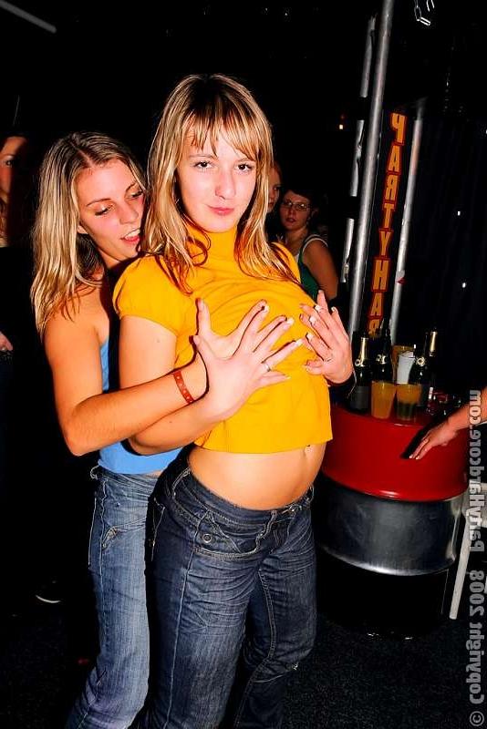 20P Teens claw for strippers and beg them to get naked