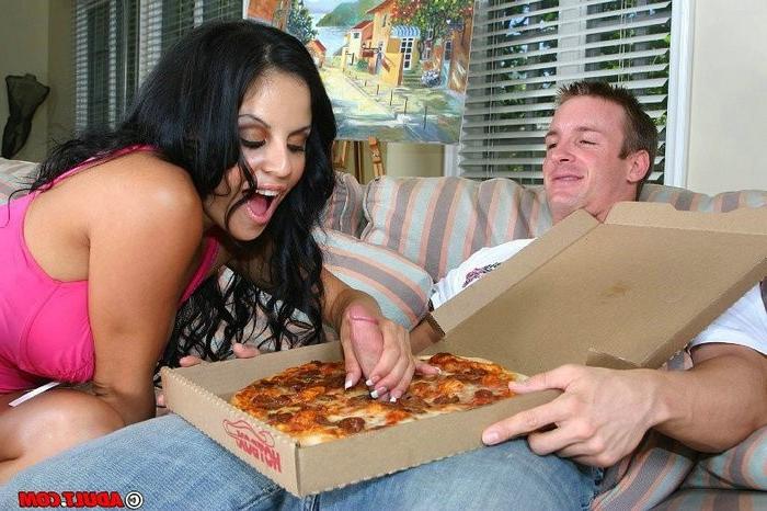 16P hungry girl sucking cock through a pizza