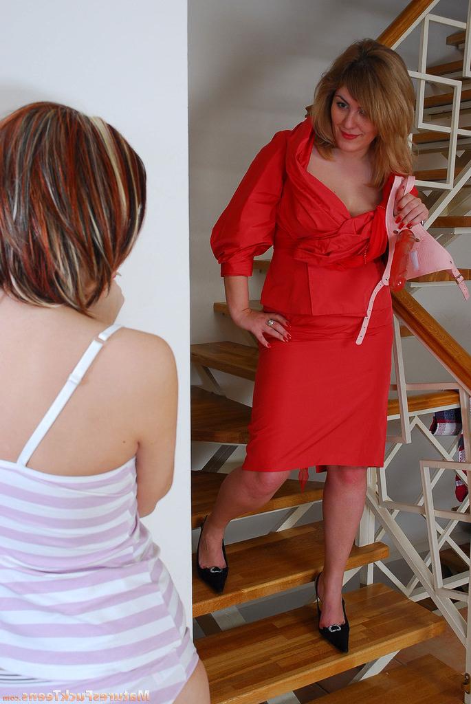 20P Lewd milf lusts after a strap-on fuck