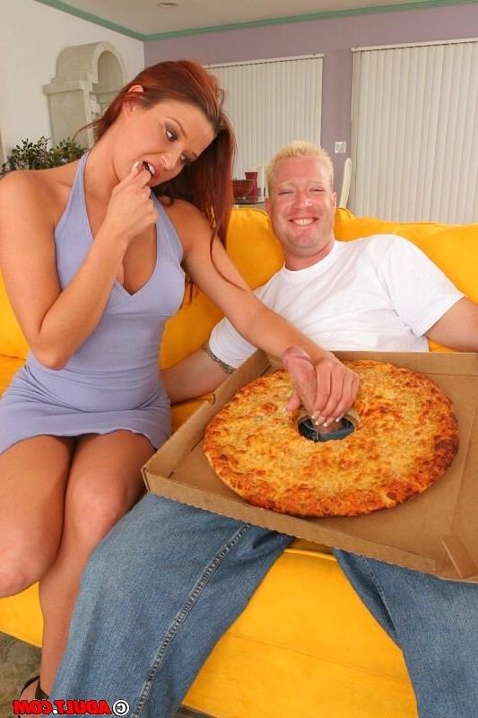 16P pizza lover babe gets creamed from two dicks
