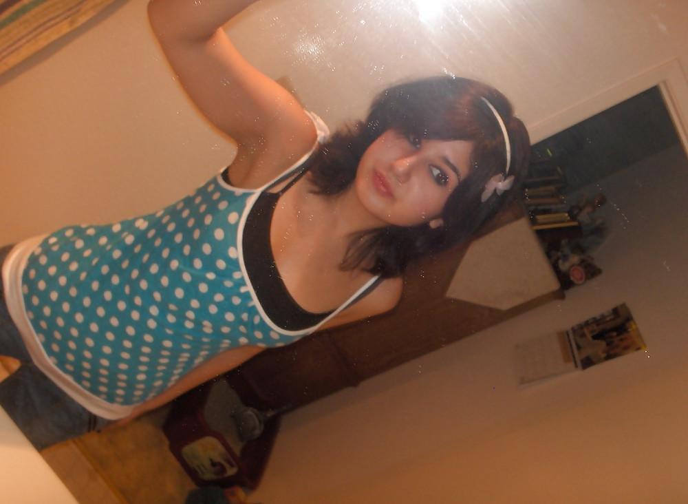 18P Emo Girl 1
