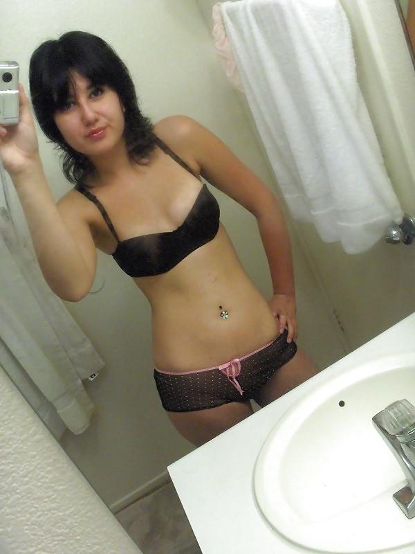 18P Emo Girl 1