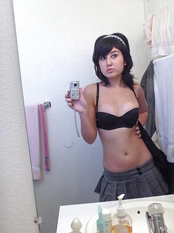 18P Emo Girl 1