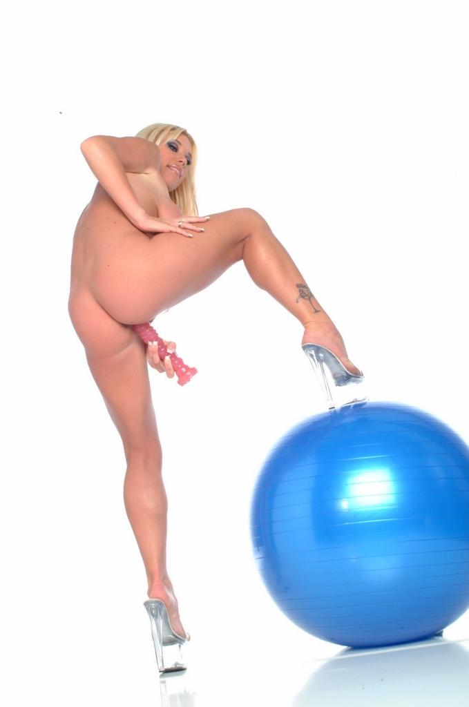 20P Leg on giant ball and dildo in pussy masturbation
