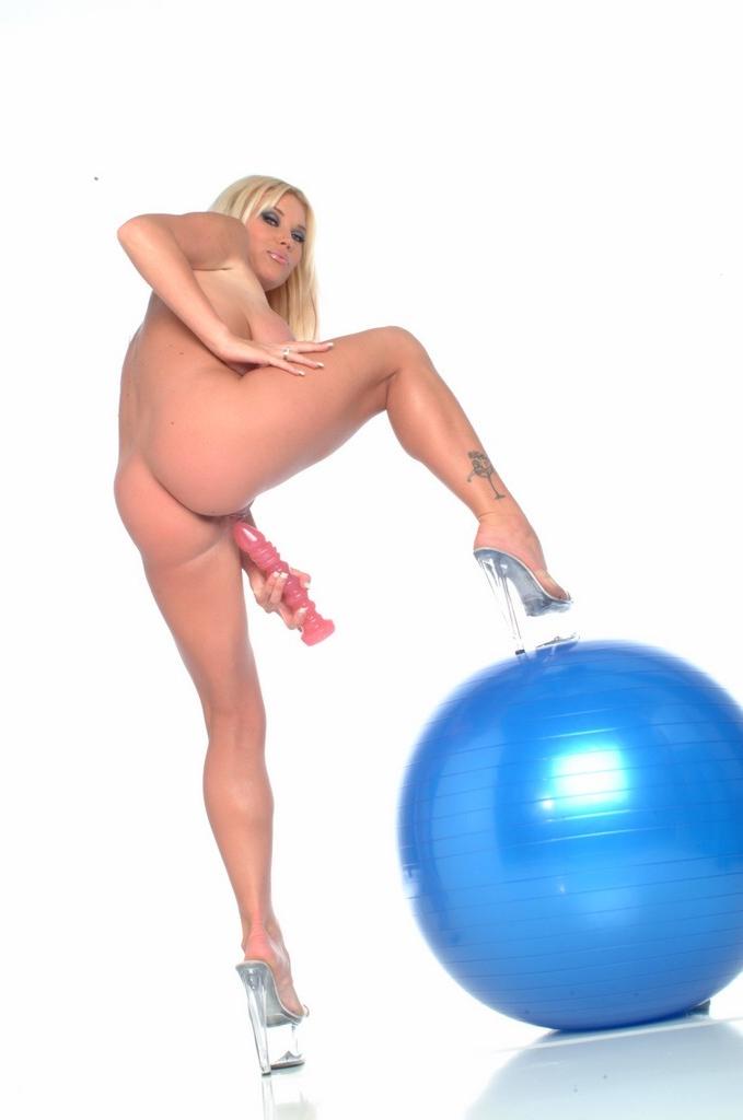 20P Leg on giant ball and dildo in pussy masturbation