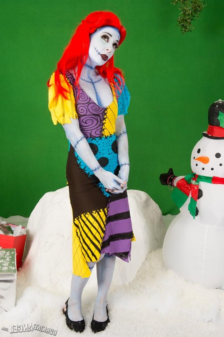 15P Joanna Angel before xxxmas