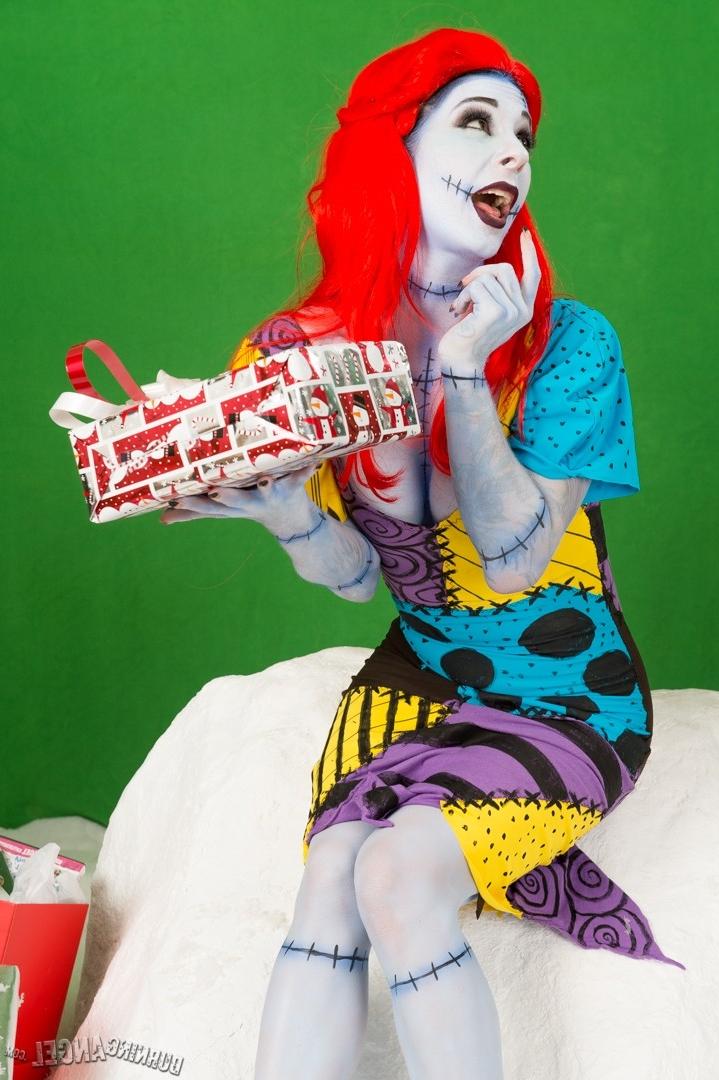 15P Joanna Angel before xxxmas