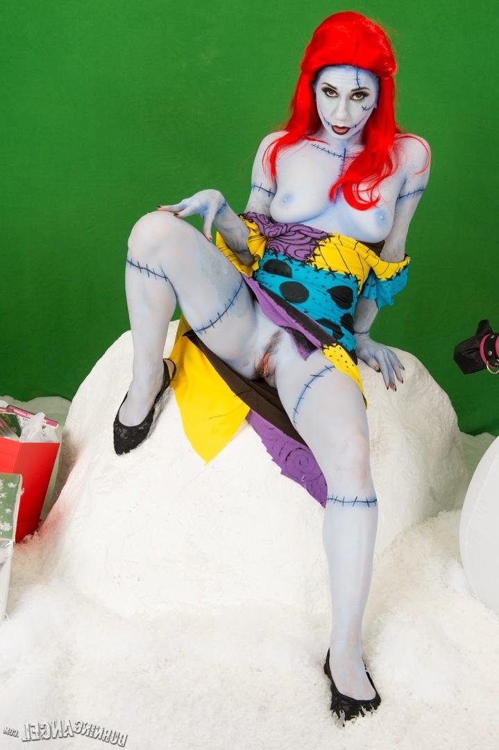 15P Joanna Angel before xxxmas