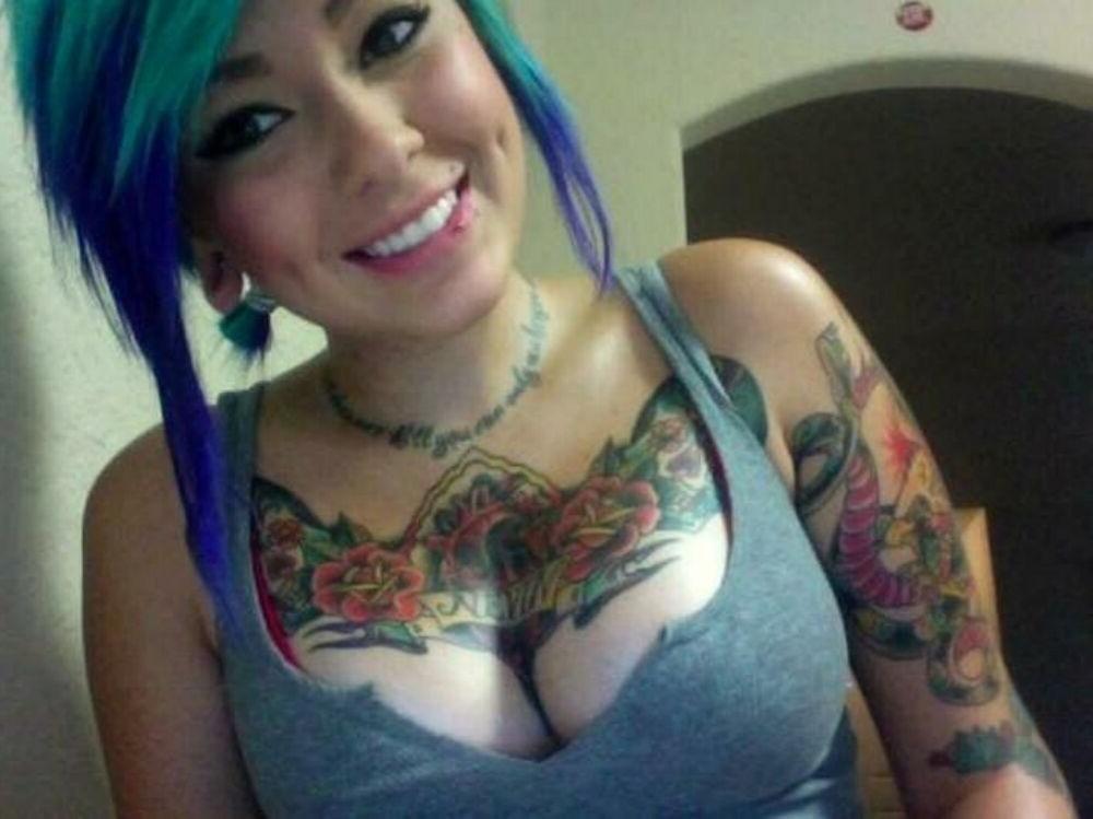 15P Emo teen girlfriends posing and selfshot pics 16