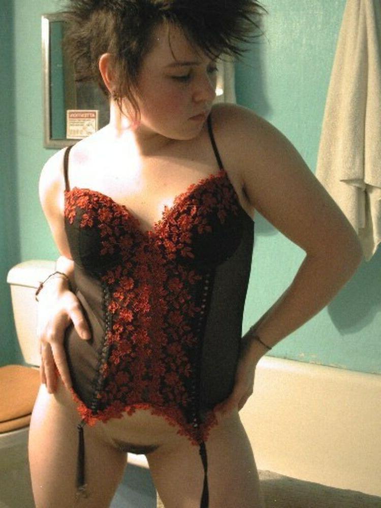 15P Emo teen girlfriends posing and selfshot pics 3