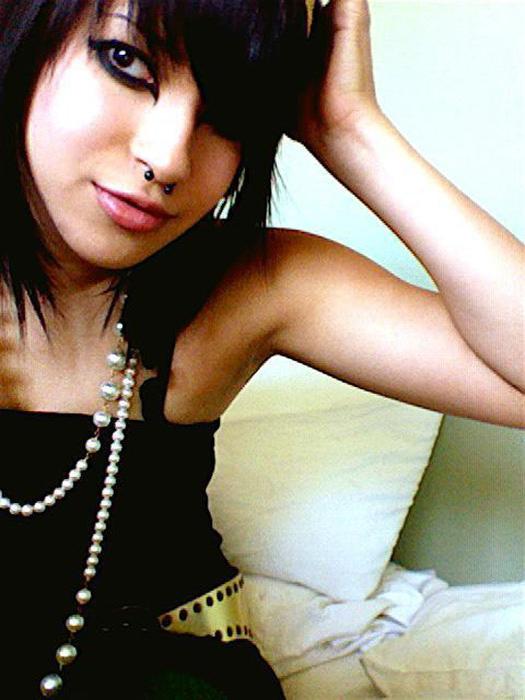 12P Pierced hotties and self shooting sluts