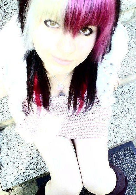 12P Tight hot emo pics