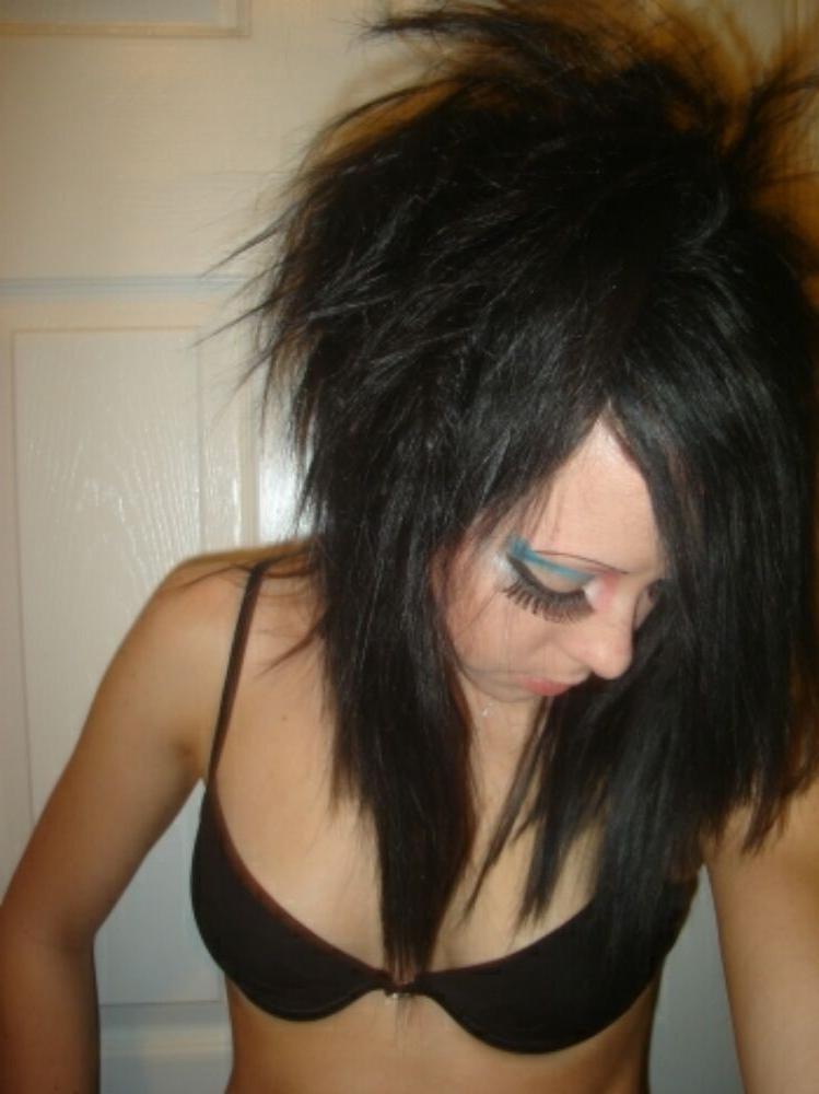 15P Emo teen girlfriends posing and selfshot pics 5