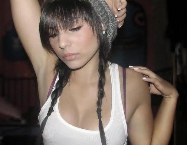 12P More stunning new emo girlfriends